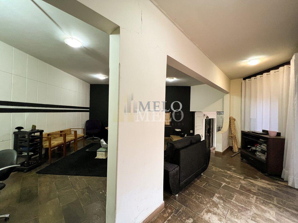 Belíssima Casa à venda no Castelo por R$1.860.000,00 Rua Castelo de Edimburgo Belo Horizonte - 