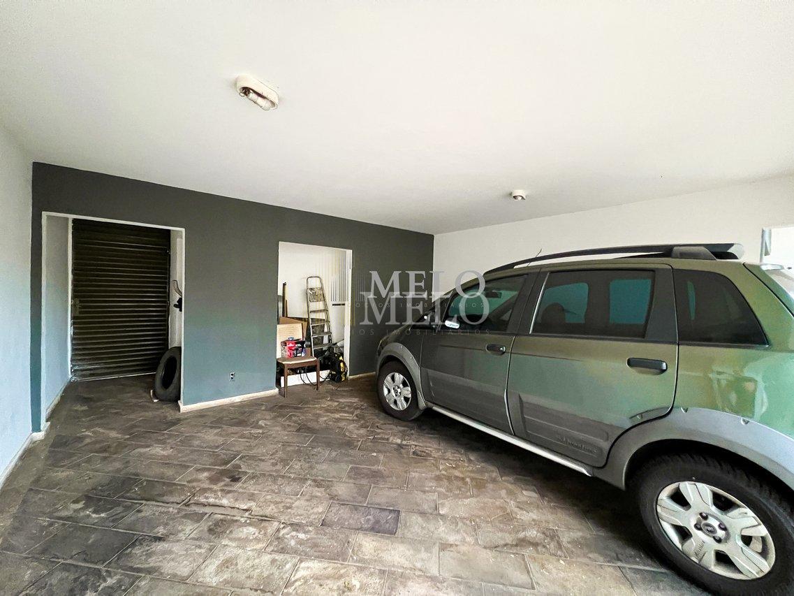 Belíssima Casa à venda no Castelo por R$1.860.000,00 Rua Castelo de Edimburgo Belo Horizonte - 