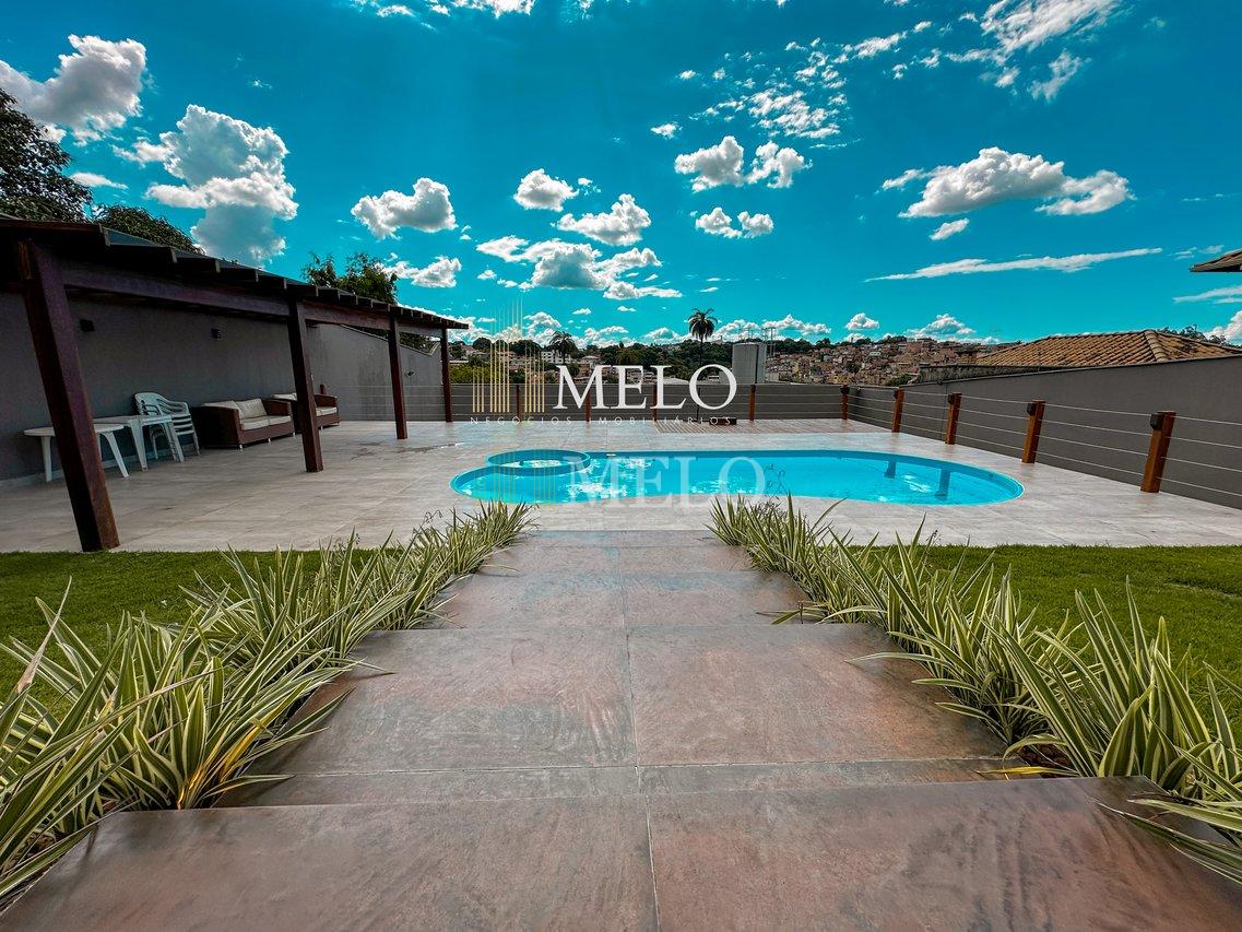 Casa de Alto Padrão a venda no Bairro Trevo Pampulha R$ 2.200.000,00 - Belo Horizonte - 