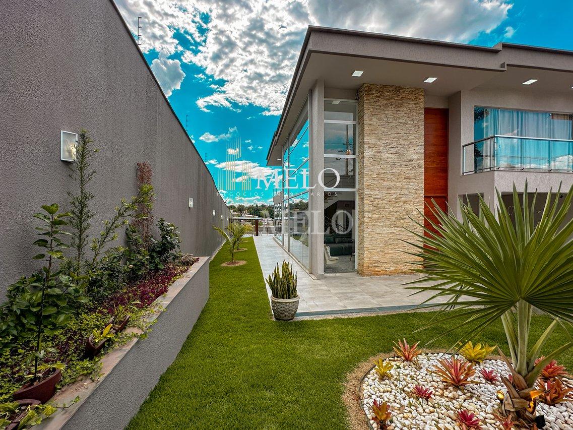 Casa de Alto Padrão a venda no Bairro Trevo Pampulha R$ 2.200.000,00 - Belo Horizonte - 