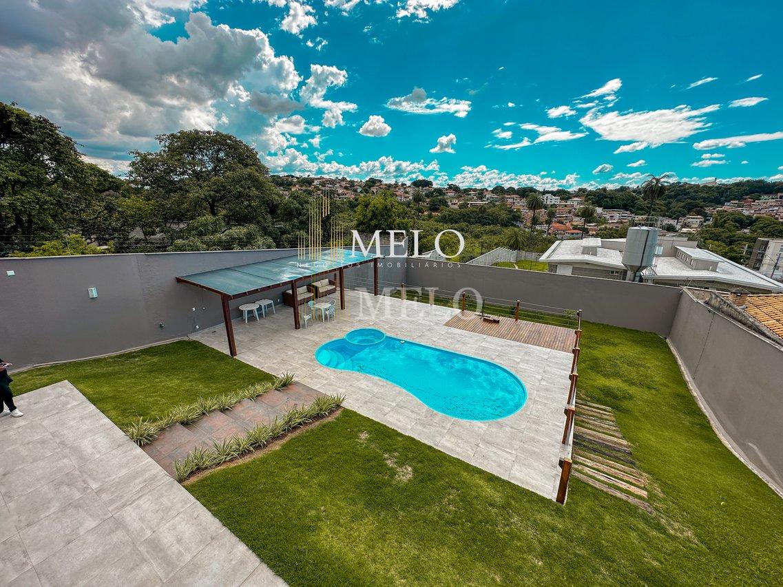 Casa de Alto Padrão a venda no Bairro Trevo Pampulha R$ 2.200.000,00 - Belo Horizonte - 