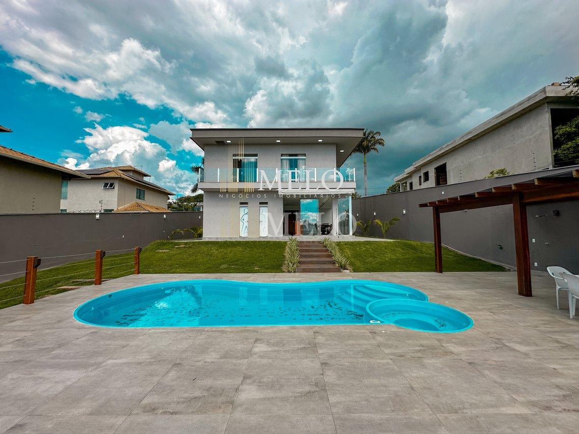 Casa de Alto Padrão a venda no Bairro Trevo Pampulha R$ 2.200.000,00 - Belo Horizonte - 