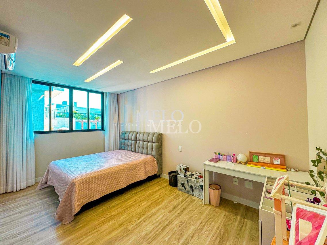 Belíssima Casa no Condomínio Gran Park à venda por R$2.790.000,00 Rua Machado de Assis Vespasiano - 