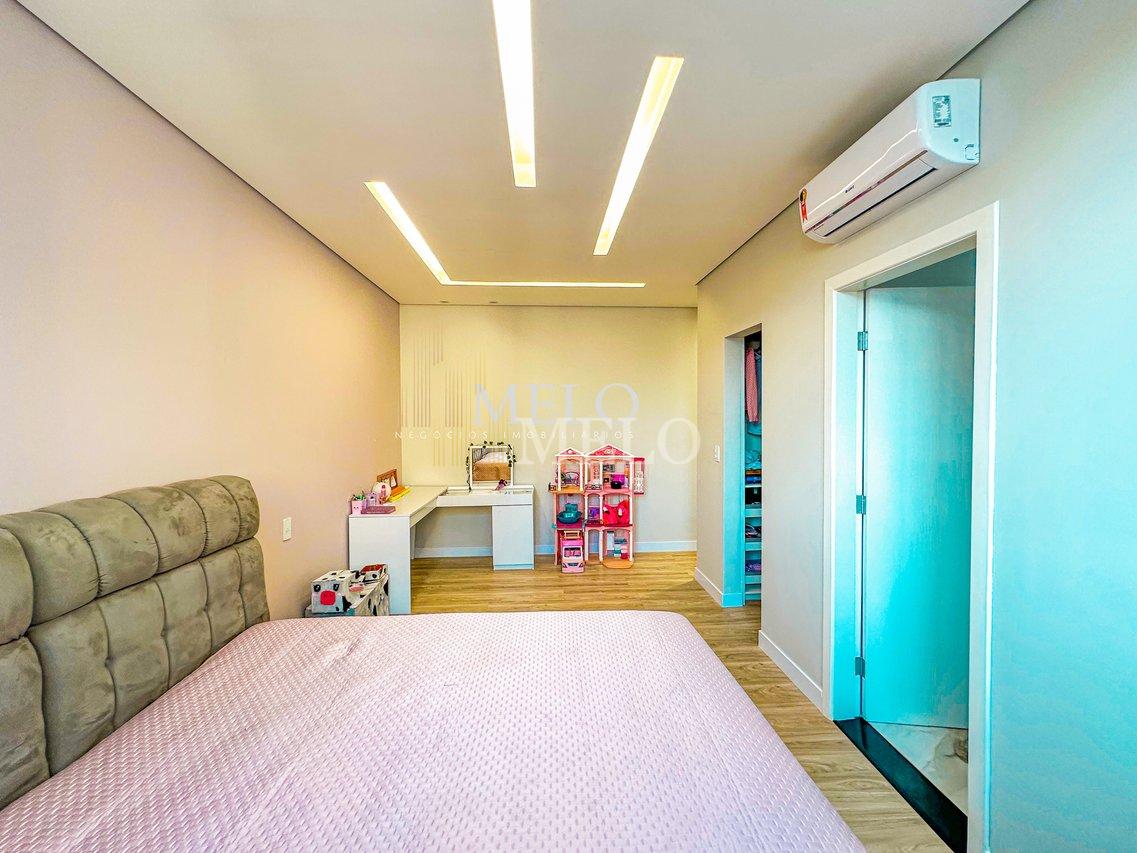 Belíssima Casa no Condomínio Gran Park à venda por R$2.790.000,00 Rua Machado de Assis Vespasiano - 
