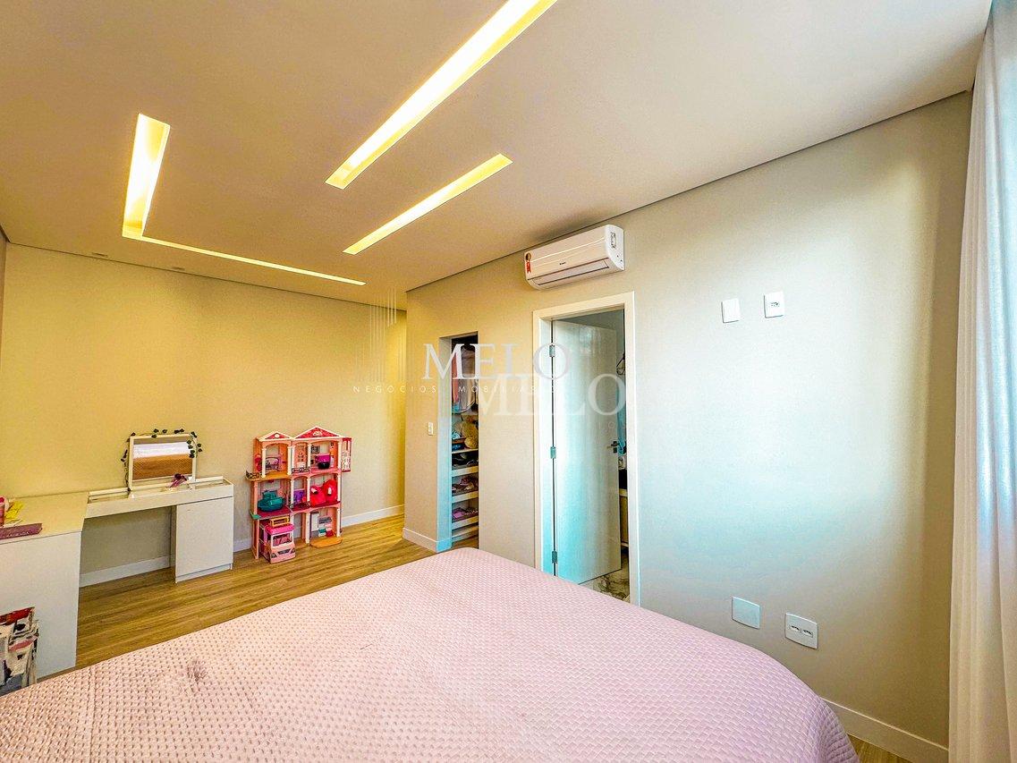 Belíssima Casa no Condomínio Gran Park à venda por R$2.790.000,00 Rua Machado de Assis Vespasiano - 