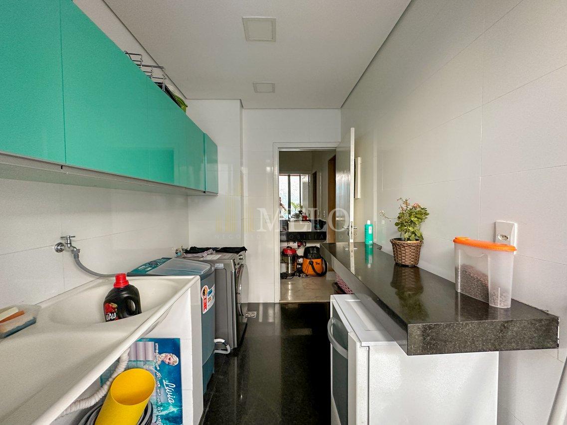 Belíssima Casa no Condomínio Gran Park à venda por R$2.790.000,00 Rua Machado de Assis Vespasiano - 