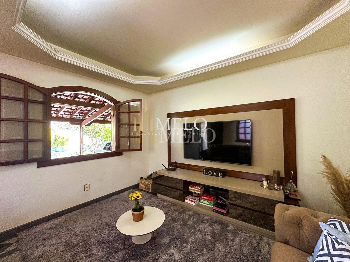 Belíssima casa colonial à venda no Santa Amélia por R$ 1.925.000,00 - Belo Horizonte - 