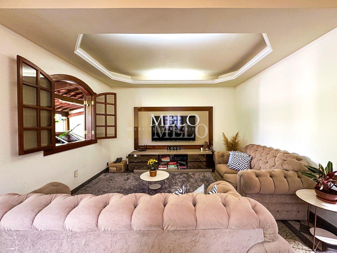 Belíssima casa colonial à venda no Santa Amélia por R$ 1.925.000,00 - Belo Horizonte - 
