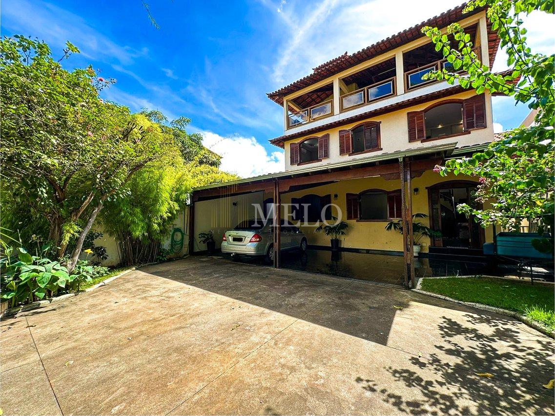Belíssima casa colonial à venda no Santa Amélia por R$ 1.925.000,00 - Belo Horizonte - 