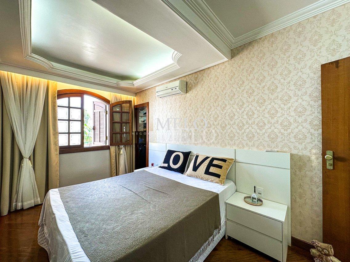 Belíssima casa colonial à venda no Santa Amélia por R$ 1.925.000,00 - Belo Horizonte - 