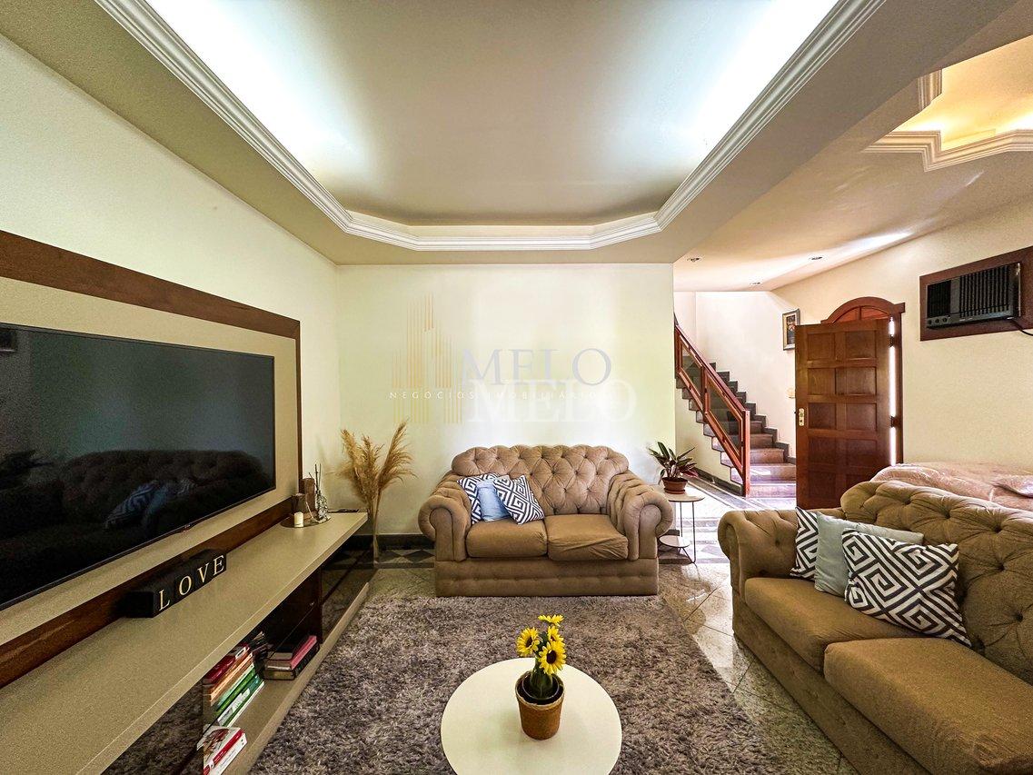Belíssima casa colonial à venda no Santa Amélia por R$ 1.925.000,00 - Belo Horizonte - 
