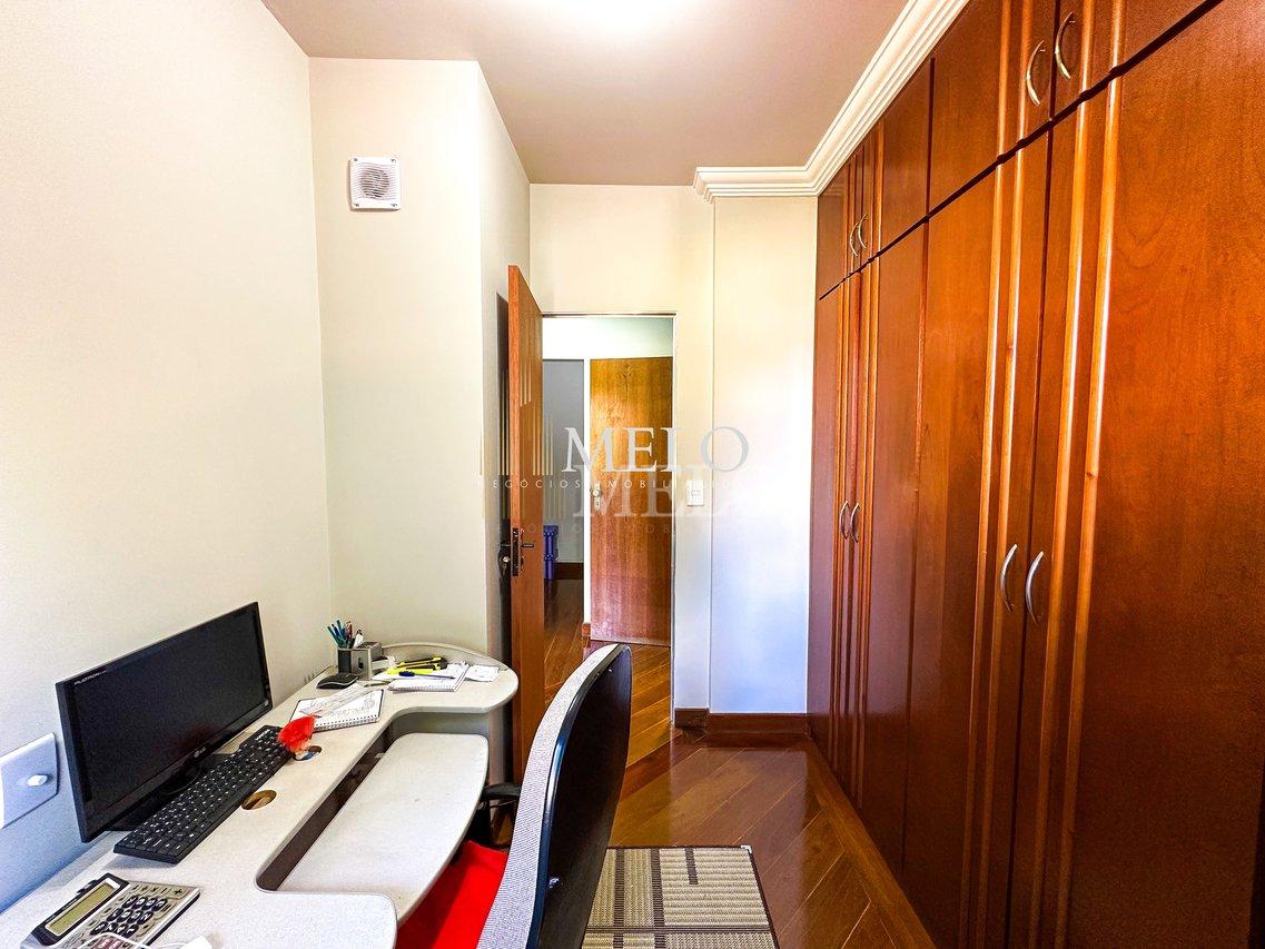 Belíssima casa colonial à venda no Santa Amélia por R$ 1.925.000,00 - Belo Horizonte - 