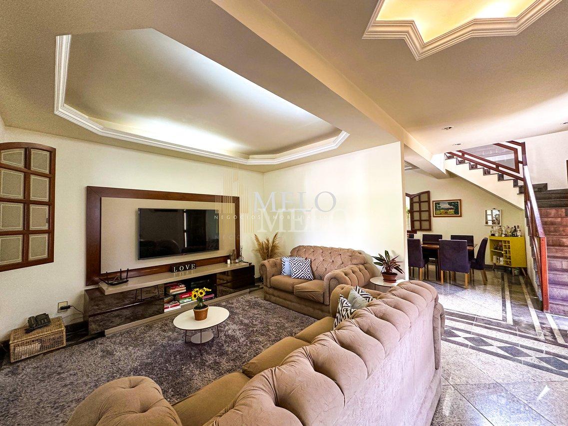 Belíssima casa colonial à venda no Santa Amélia por R$ 1.925.000,00 - Belo Horizonte - 