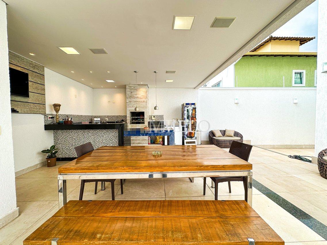 Belíssima casa linear à venda no Castelo R$2.700.000,00 - Belo Horizonte - 
