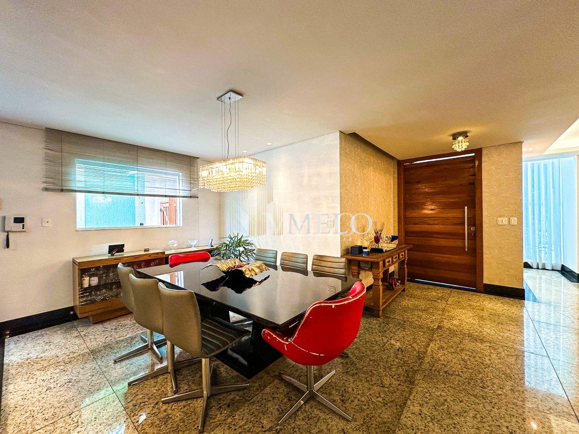 Belíssima casa linear à venda no Castelo R$2.700.000,00 - Belo Horizonte - 