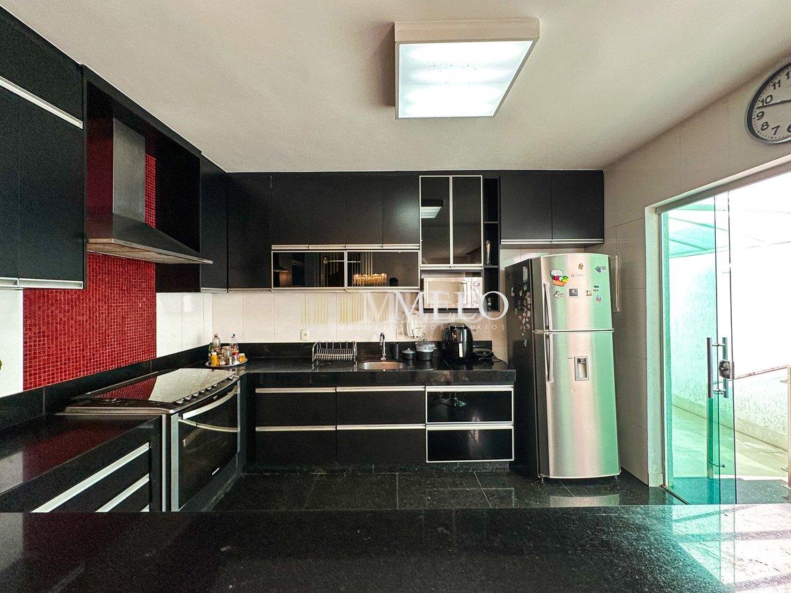 Belíssima casa linear à venda no Castelo R$2.700.000,00 - Belo Horizonte - 