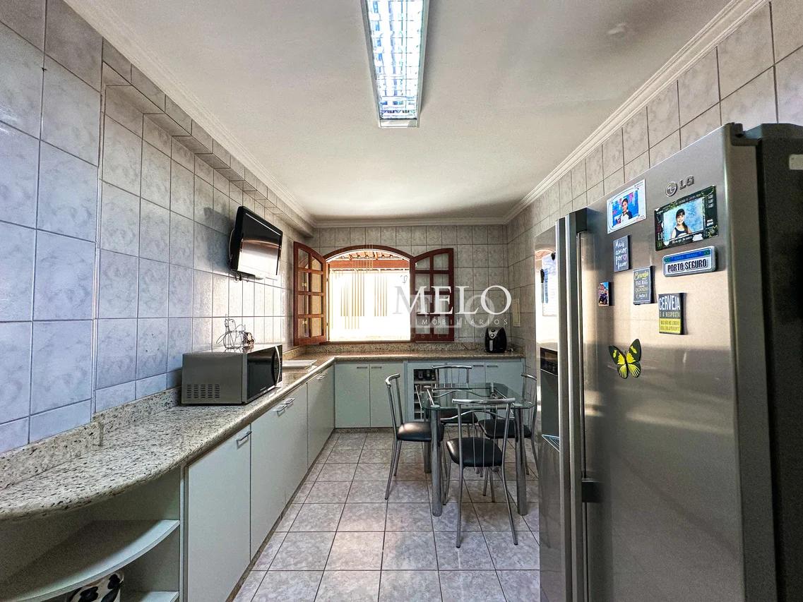 Belíssima casa linear à venda no Itapoã por R$ 1.350.000,00 Rua Vicenzo Masi Belo Horizonte - 
