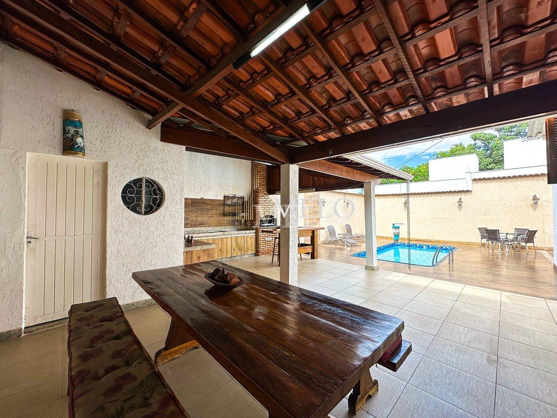 Belíssima casa linear à venda no Itapoã por R$ 1.350.000,00 Rua Vicenzo Masi Belo Horizonte - 