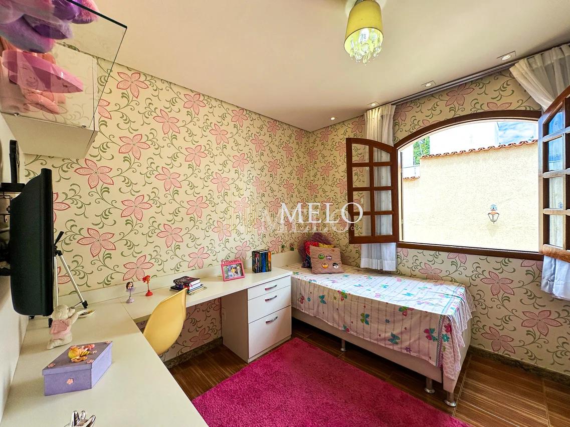 Belíssima casa linear à venda no Itapoã por R$ 1.350.000,00 Rua Vicenzo Masi Belo Horizonte - 