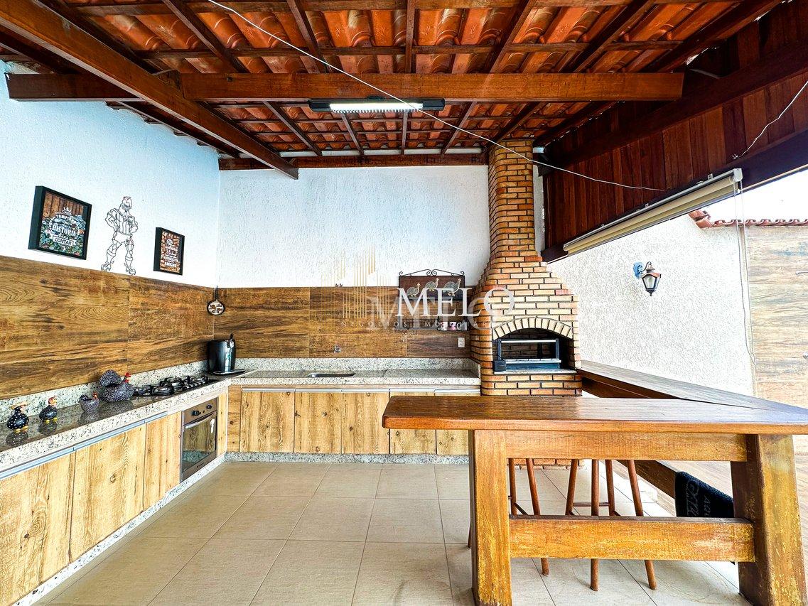 Belíssima casa linear à venda no Itapoã por R$ 1.350.000,00 Rua Vicenzo Masi Belo Horizonte - 