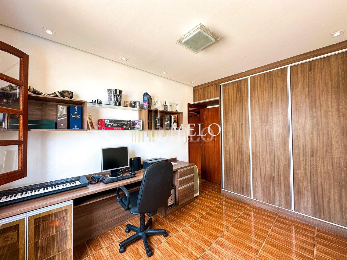 Belíssima casa linear à venda no Itapoã por R$ 1.350.000,00 Rua Vicenzo Masi Belo Horizonte - 