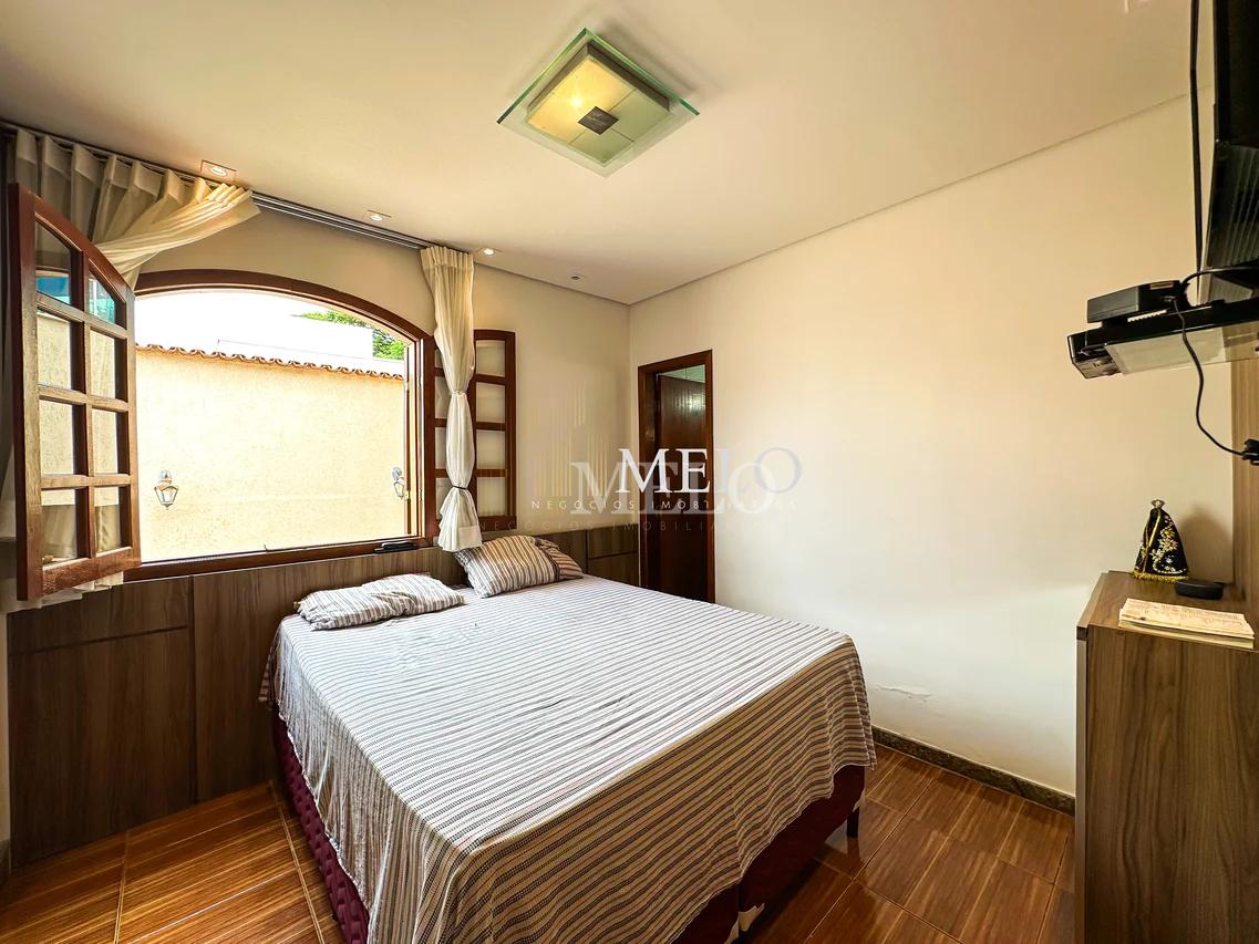 Belíssima casa linear à venda no Itapoã por R$ 1.350.000,00 Rua Vicenzo Masi Belo Horizonte - 