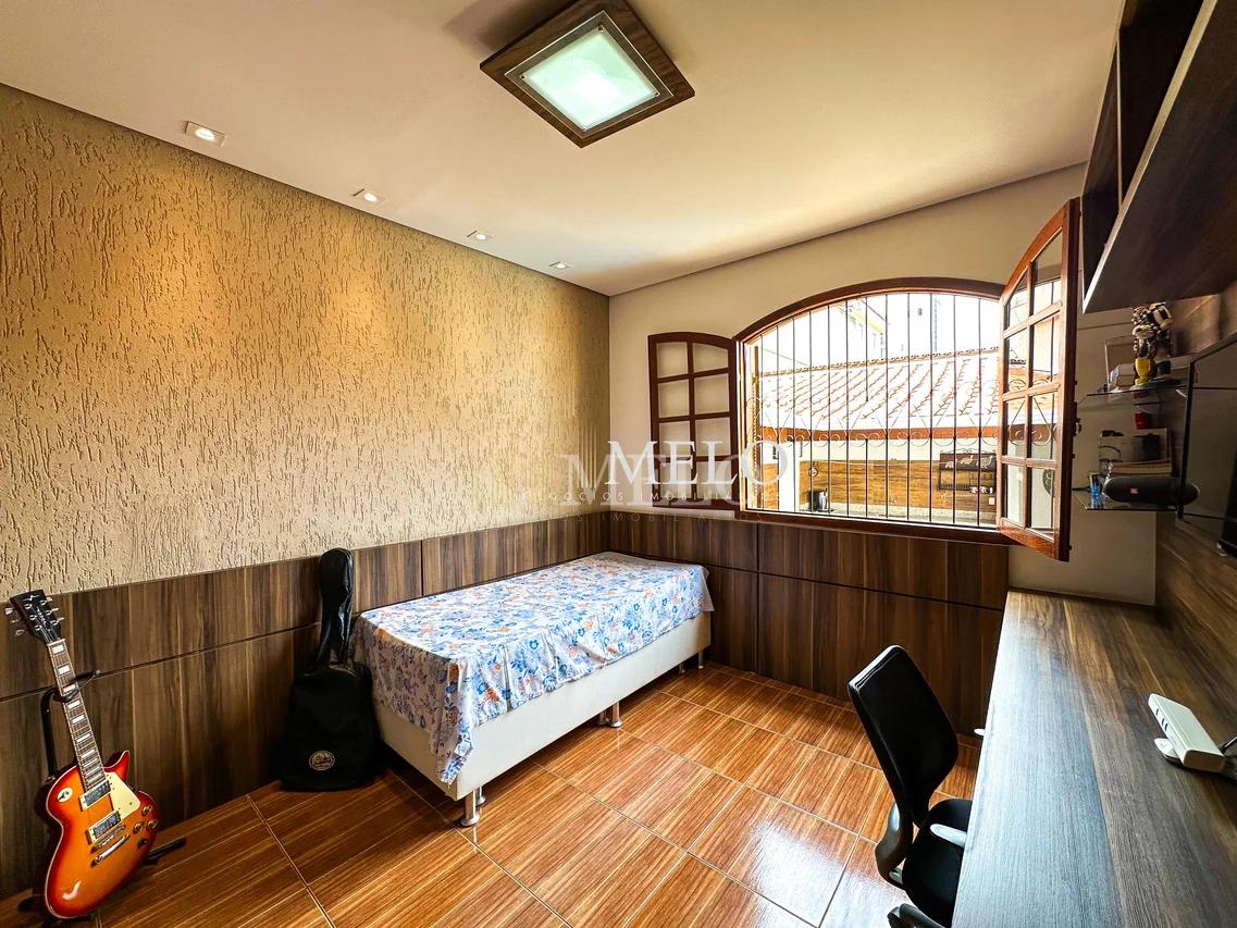 Belíssima casa linear à venda no Itapoã por R$ 1.350.000,00 Rua Vicenzo Masi Belo Horizonte - 