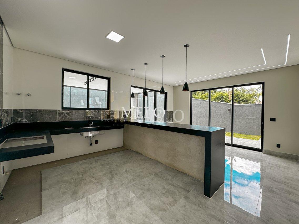 Excelente casa no Condomínio Alphaville Vespasiano à venda por R$3.800.000,00 - Vespasiano - 