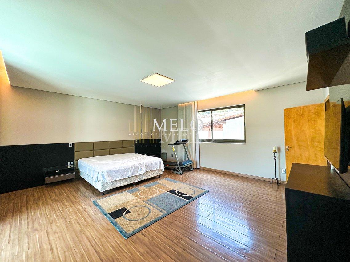 Belíssima casa mobiliada com piscina para locação no Bairro São Luiz por R$25.000,00 - Belo Horizonte - 