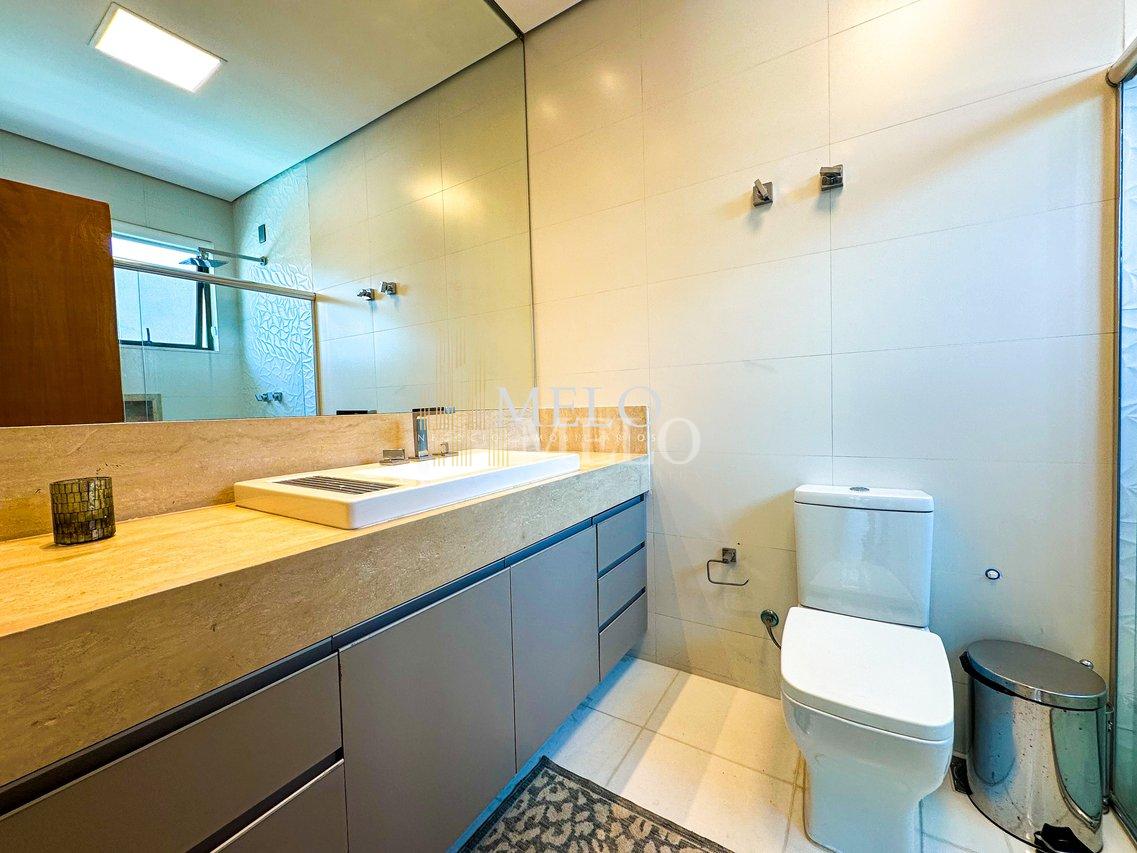 Belíssima casa mobiliada com piscina para locação no Bairro São Luiz por R$25.000,00 - Belo Horizonte - 