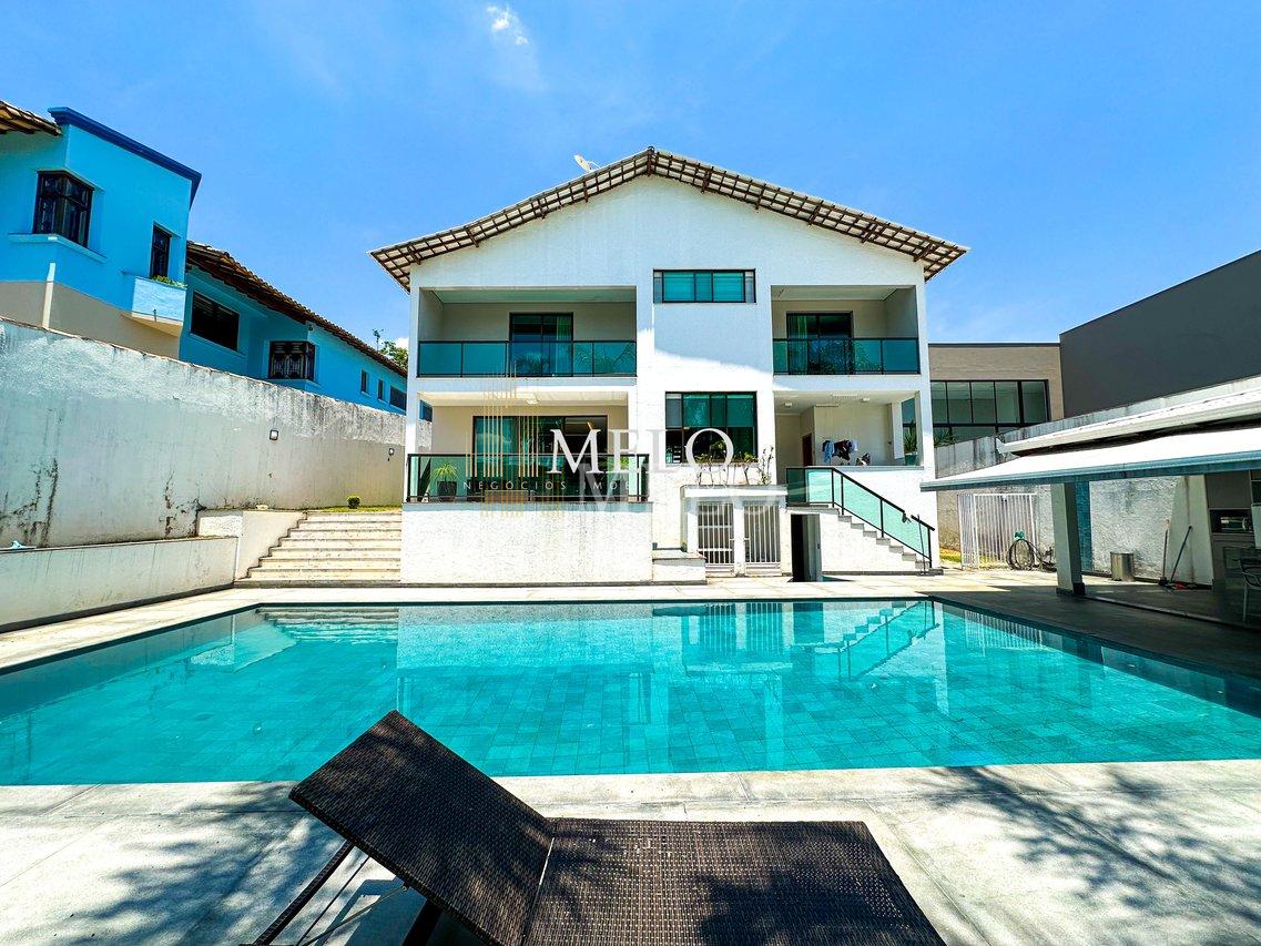 Belíssima casa mobiliada com piscina para locação no Bairro São Luiz por R$25.000,00 - Belo Horizonte - 