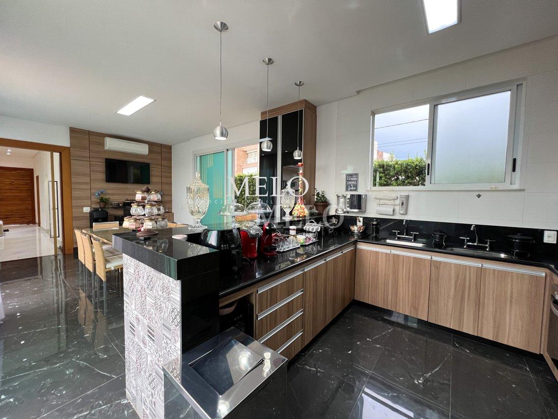 Belíssima casa em condomínio GRAN PARK VESPASIANO a venda por R$2.390.000,00 - Vespasiano - 