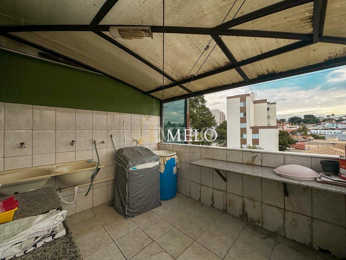 Excelente Cobertura Triplex no Santa Amélia à venda por R$750.000,00 - Belo Horizonte - 