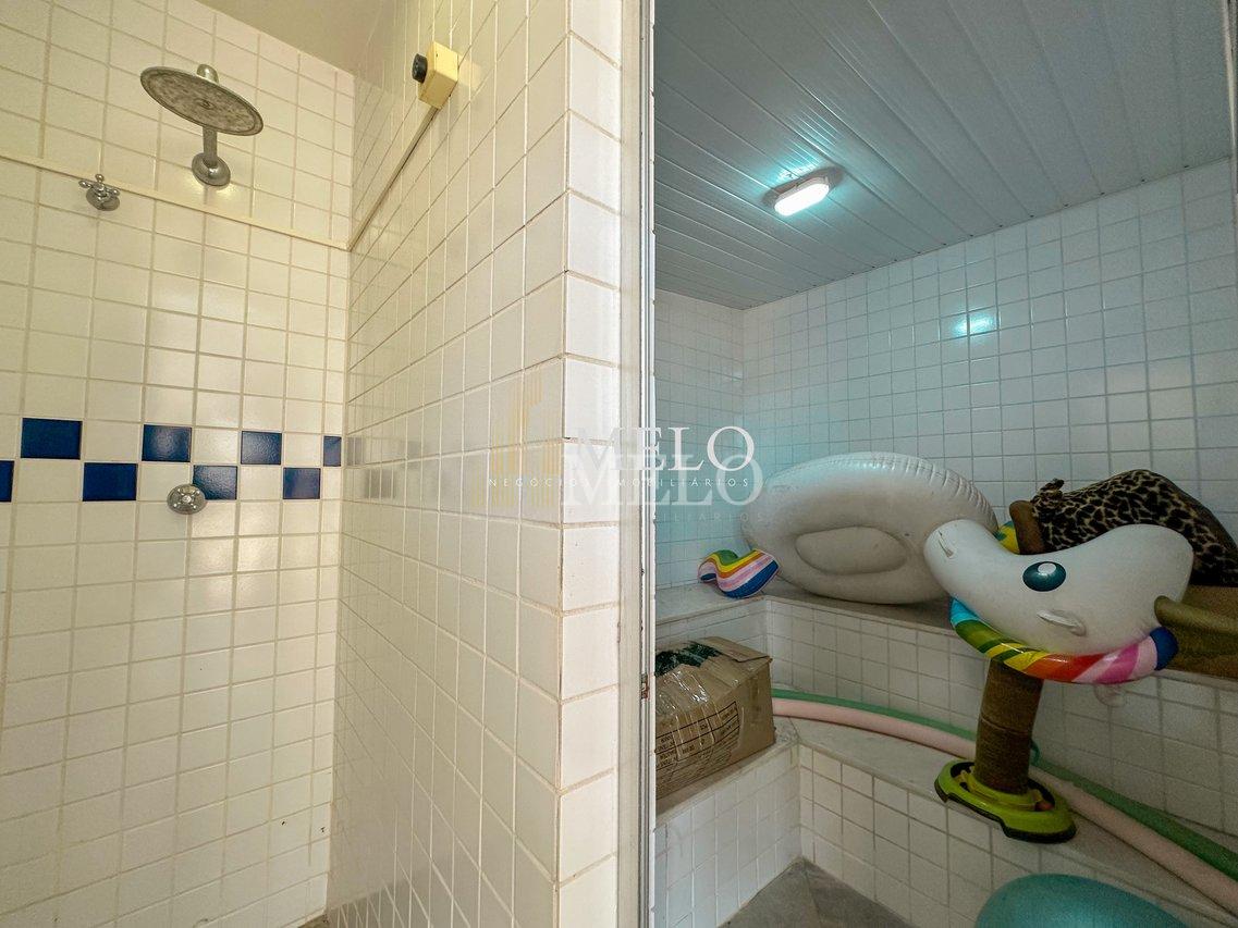 Belíssima Casa no Bandeirantes à venda  por R$ 2.400.000,00 - Belo Horizonte - 