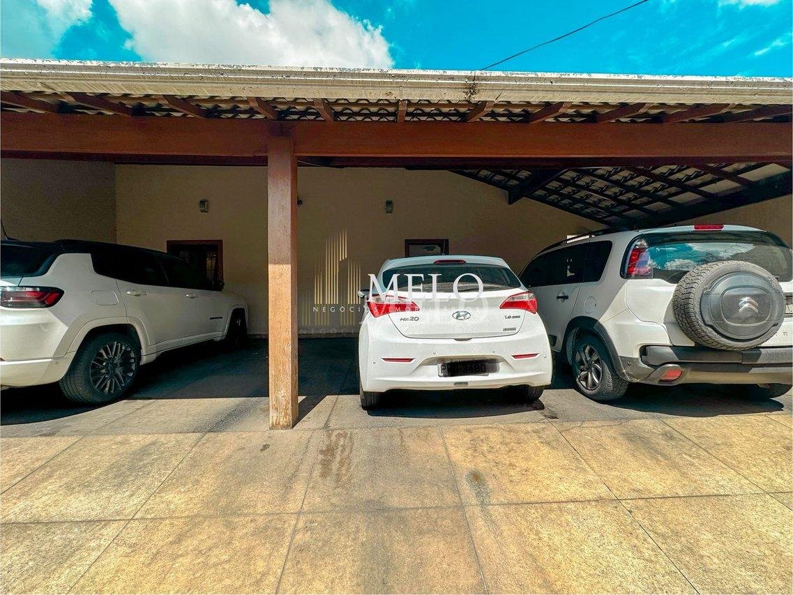 Belíssima Casa no Bandeirantes à venda  por R$ 2.400.000,00 - Belo Horizonte - 