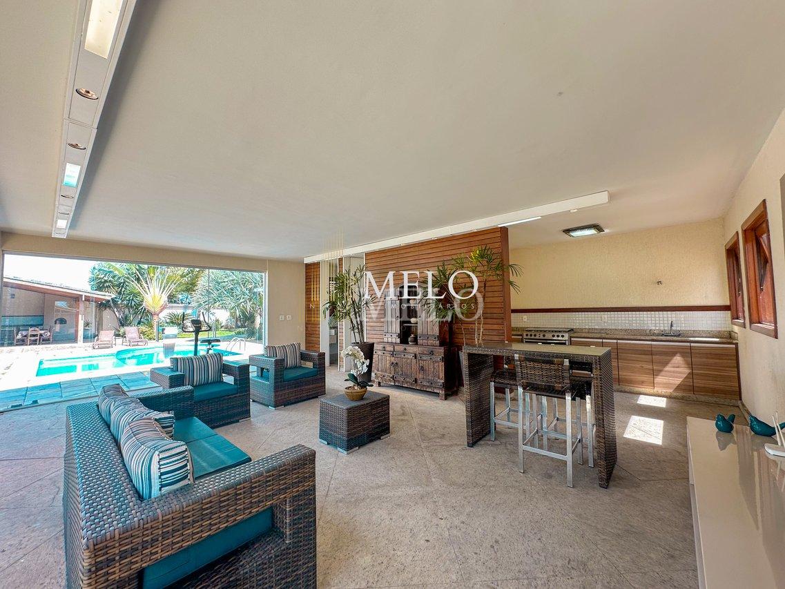 Belíssima Casa no Bandeirantes à venda  por R$ 2.400.000,00 - Belo Horizonte - 