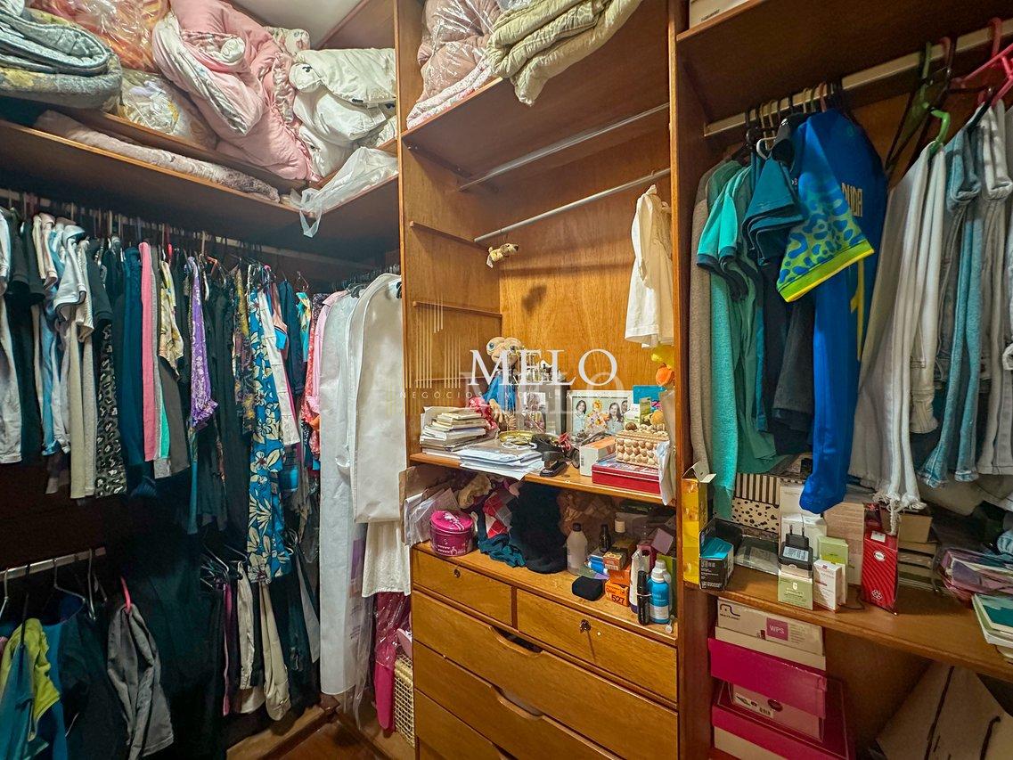 Belíssima Casa no Bandeirantes à venda  por R$ 2.400.000,00 - Belo Horizonte - 