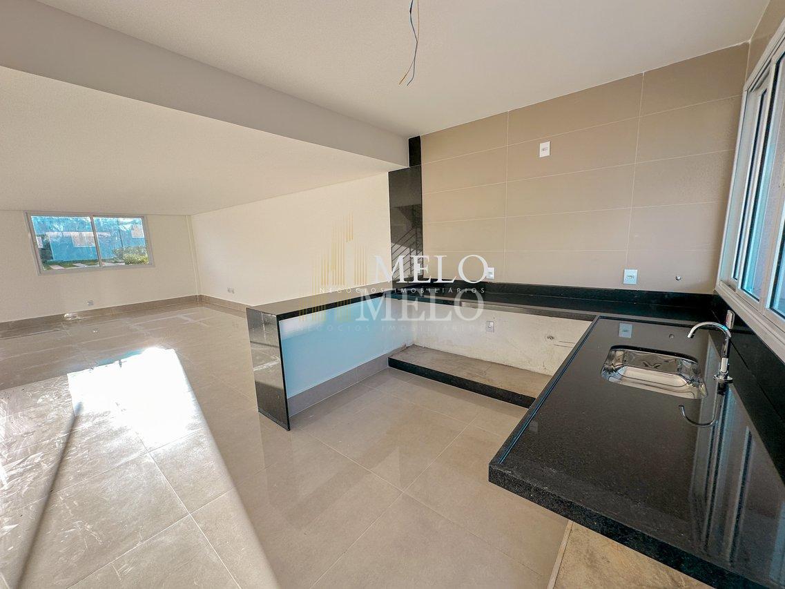 Belíssima casa no Trevo Região da Pampulha a venda por R$ 850.000,00 Rua Toronto Belo Horizonte - 