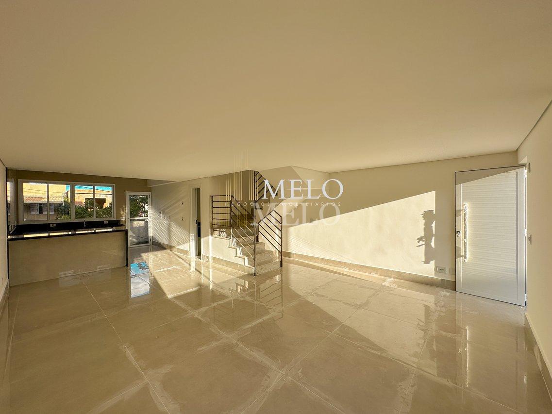 Belíssima casa no Trevo Região da Pampulha a venda por R$ 850.000,00 Rua Toronto Belo Horizonte - 