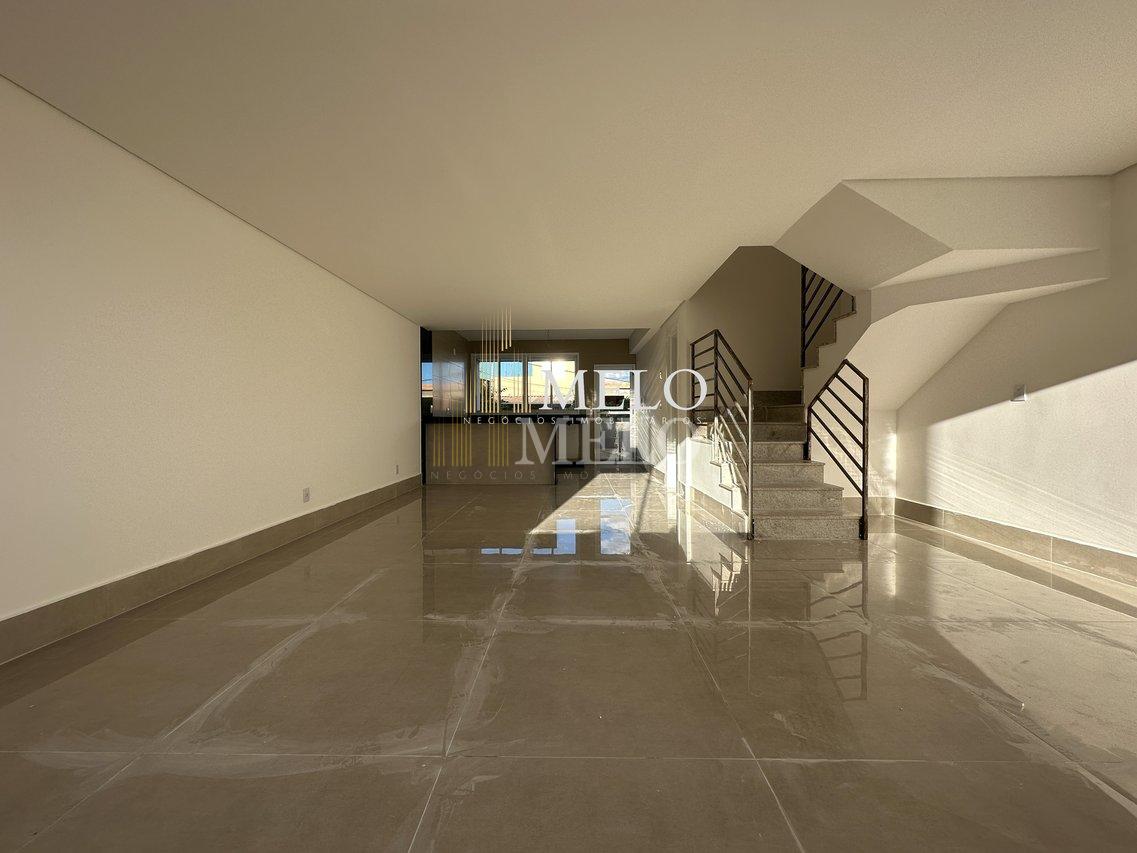 Belíssima casa no Trevo Região da Pampulha a venda por R$ 850.000,00 Rua Toronto Belo Horizonte - 