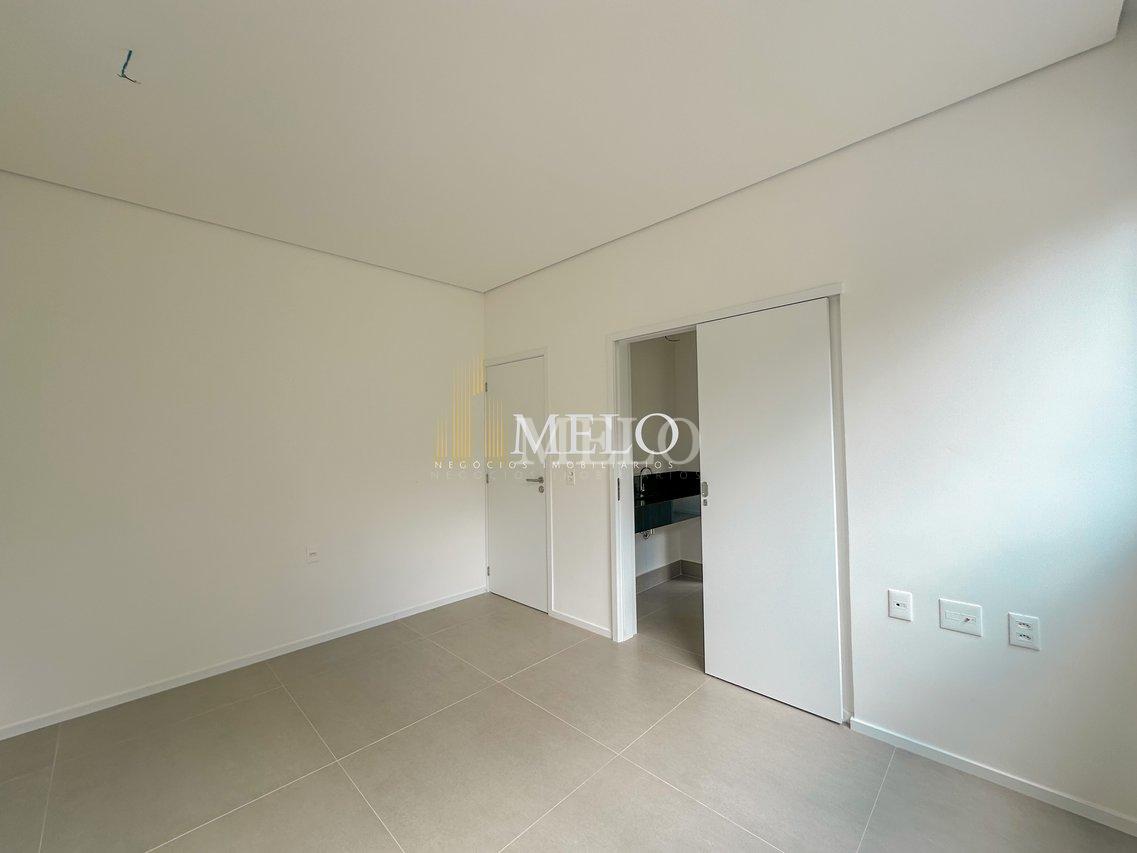 Belíssima casa a venda no Condominio Lares da Mata R$2.200.000,00 - Belo Horizonte - 
