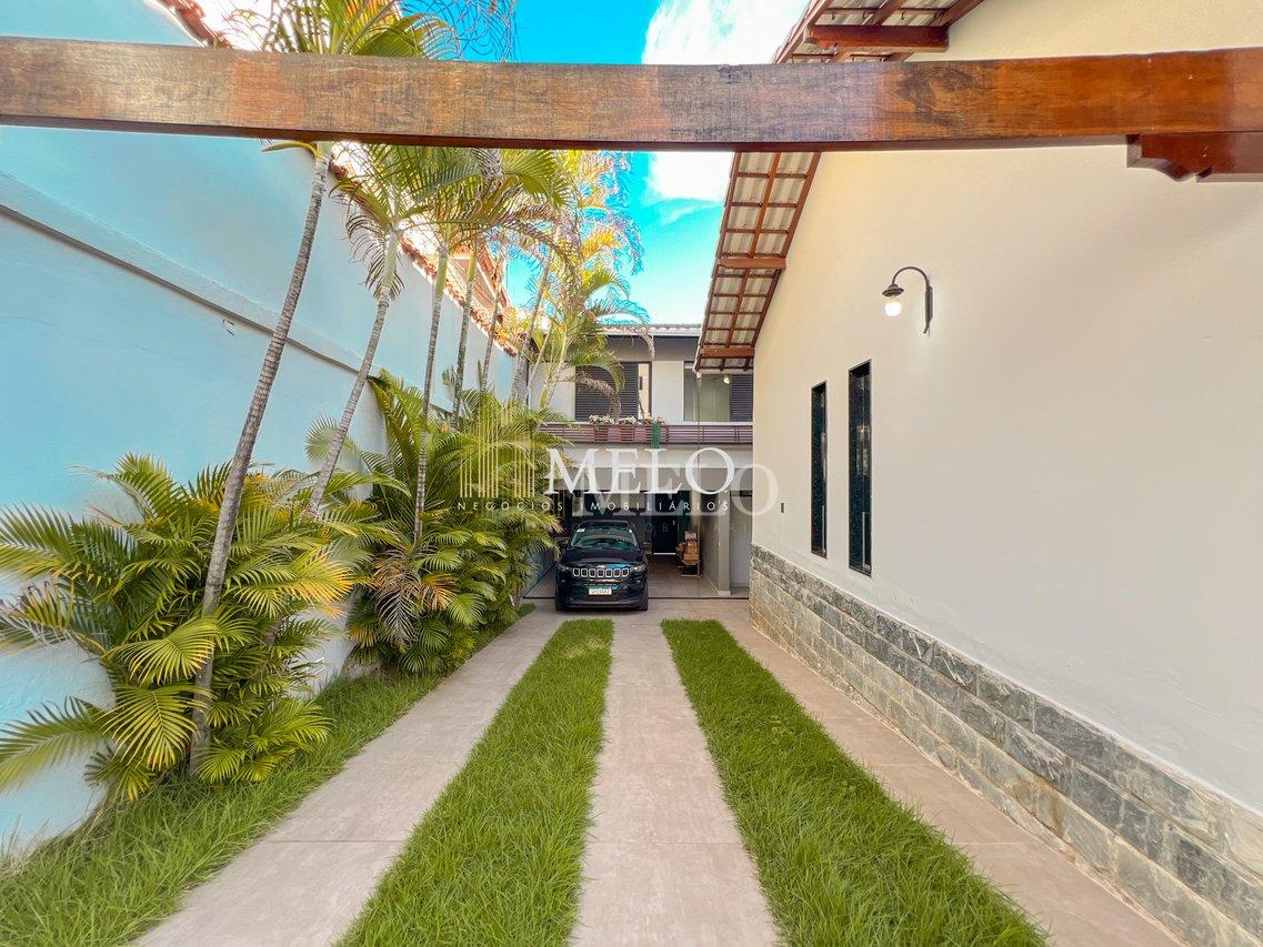 Belíssima casa com piscina para venda no Bairro Itapoá R$ 1.890.000,00 - Belo Horizonte - 
