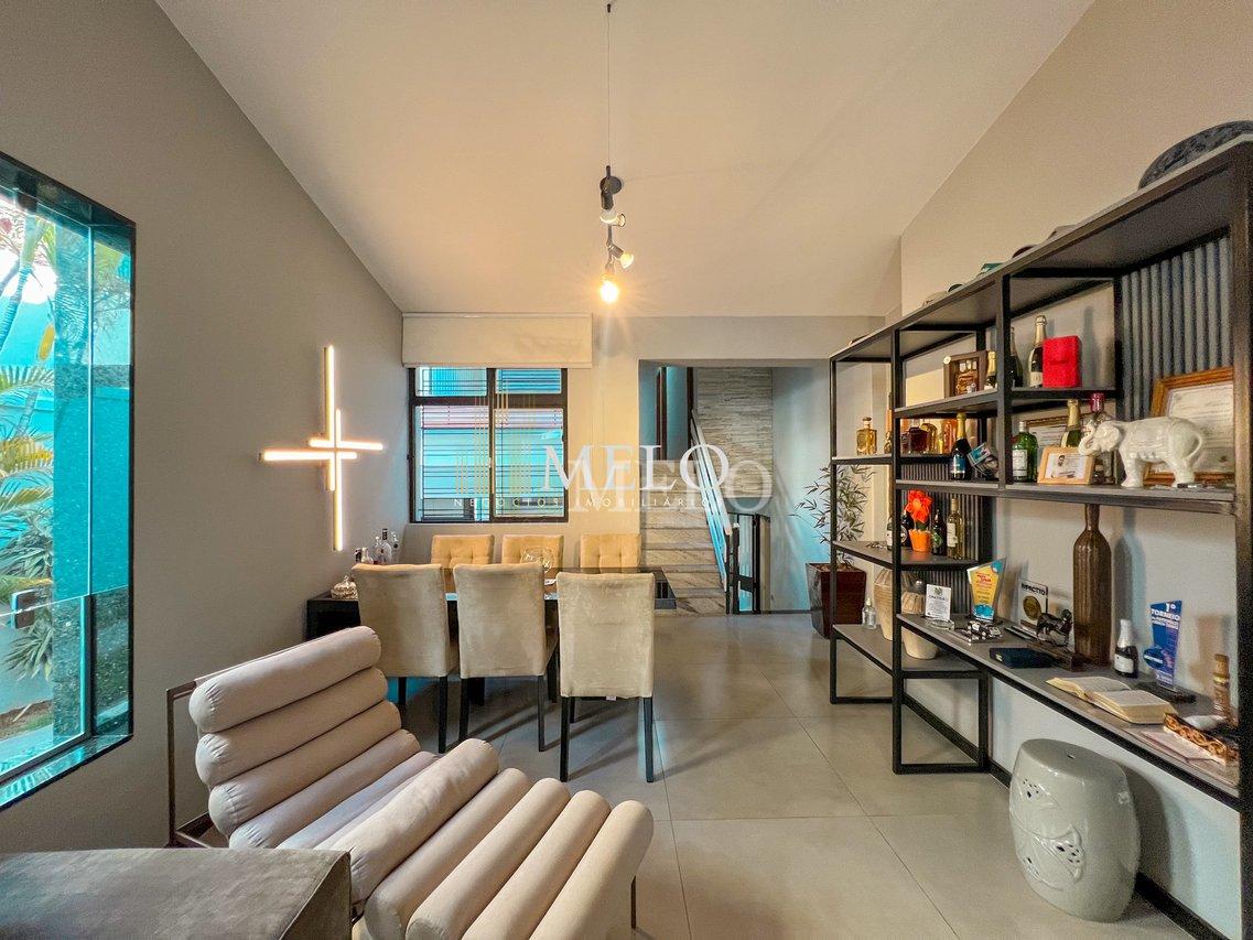 Belíssima casa com piscina para venda no Bairro Itapoá R$ 1.890.000,00 - Belo Horizonte - 