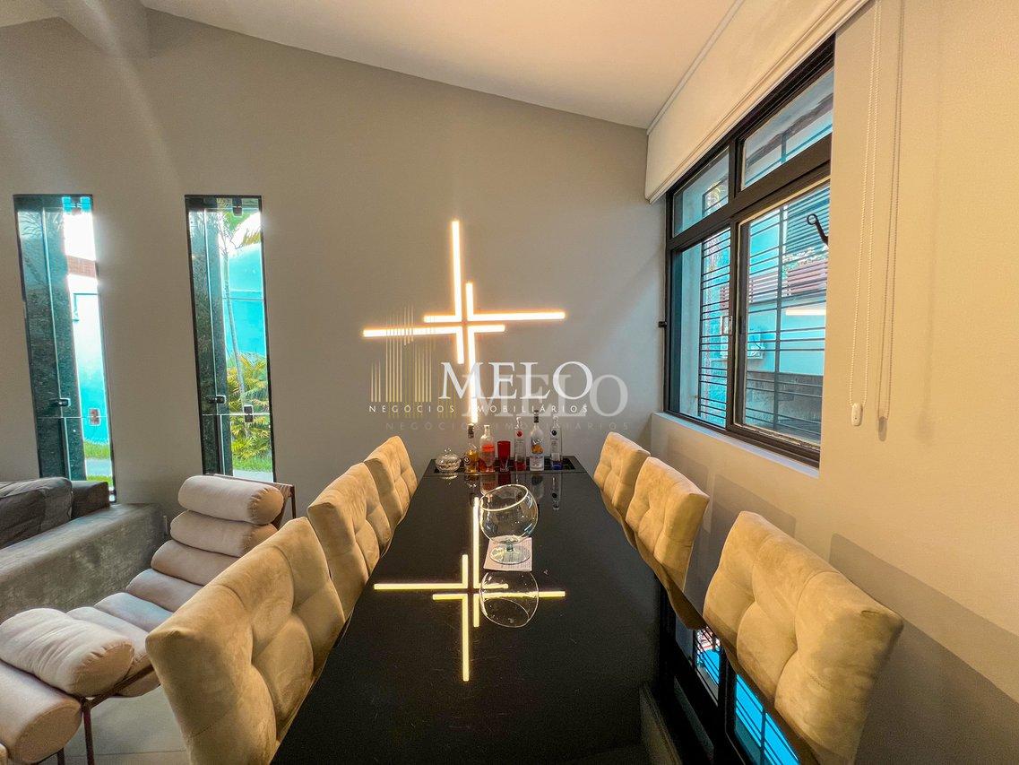 Belíssima casa com piscina para venda no Bairro Itapoá R$ 1.890.000,00 - Belo Horizonte - 