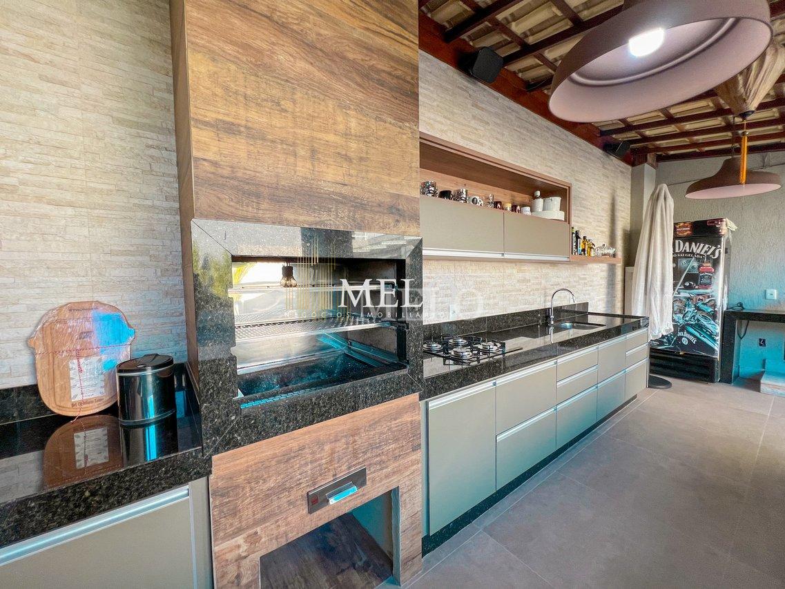 Belíssima casa com piscina para venda no Bairro Itapoá R$ 1.890.000,00 - Belo Horizonte - 