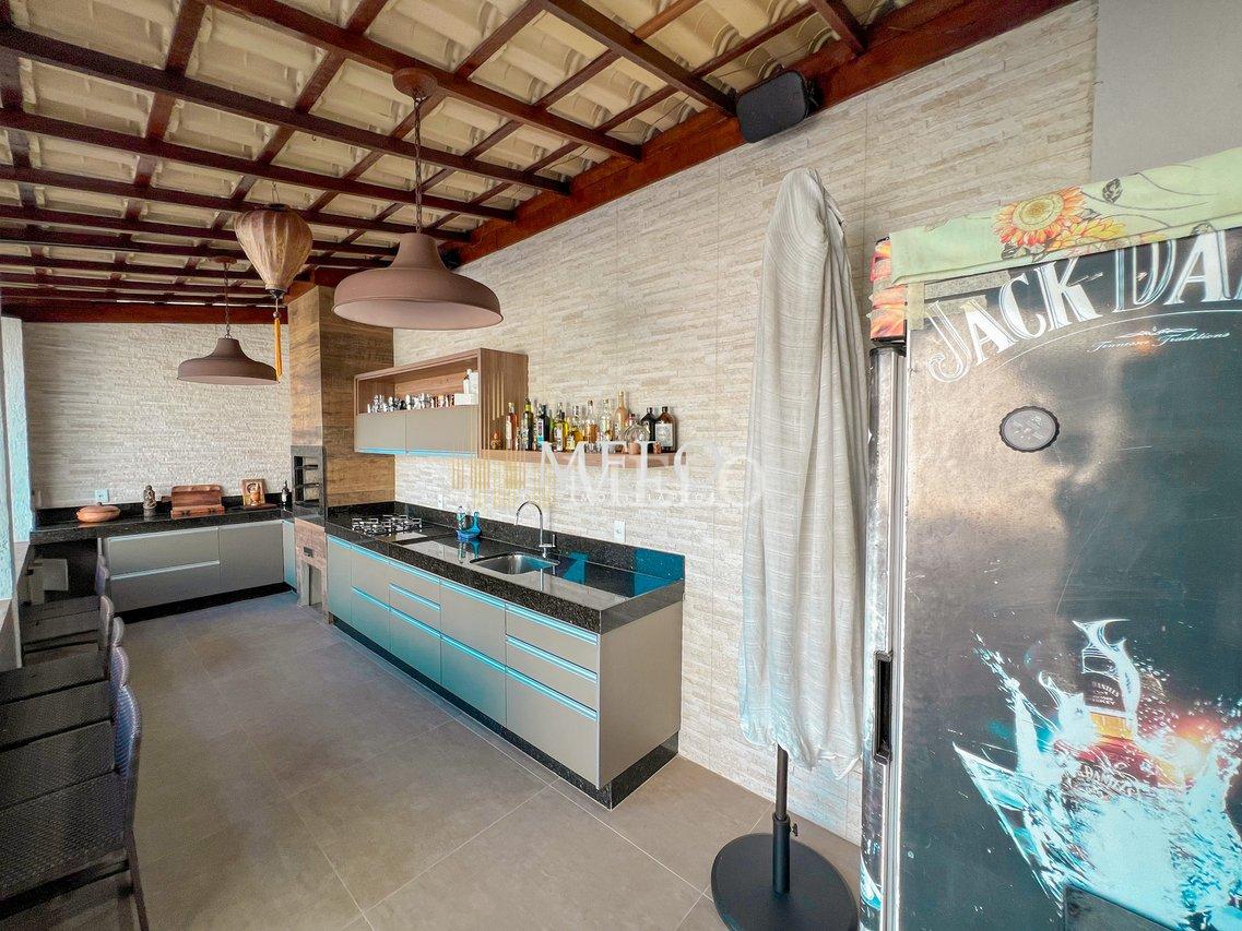 Belíssima casa com piscina para venda no Bairro Itapoá R$ 1.890.000,00 - Belo Horizonte - 