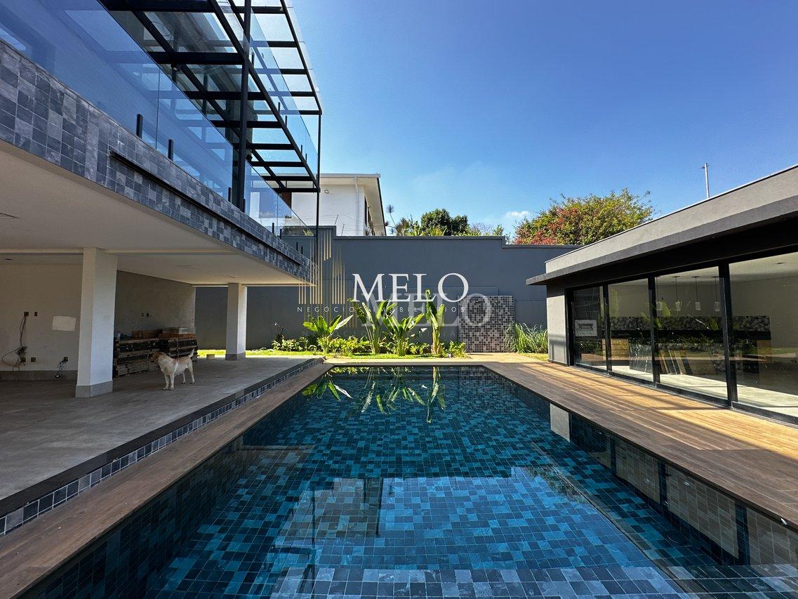 Belíssima Casa  Fachada imponente com vista para lagoa da Pampulha Venda R$5.200.000,00  Belo Horizonte - 
