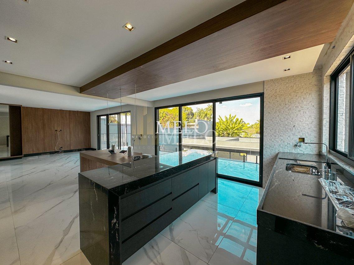 Belíssima Casa  Fachada imponente com vista para lagoa da Pampulha Venda R$5.200.000,00  Belo Horizonte - 