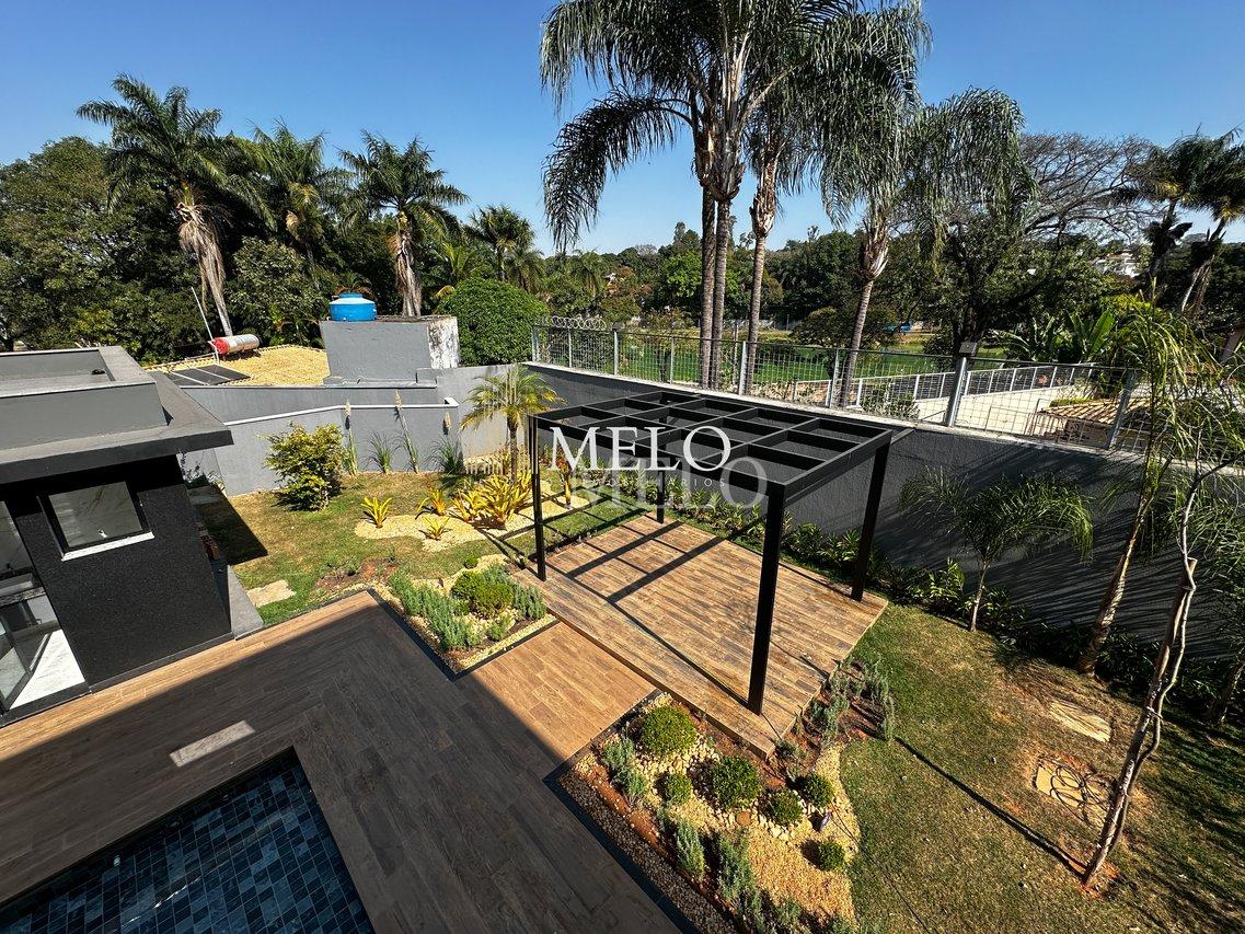 Belíssima Casa  Fachada imponente com vista para lagoa da Pampulha Venda R$5.200.000,00  Belo Horizonte - 