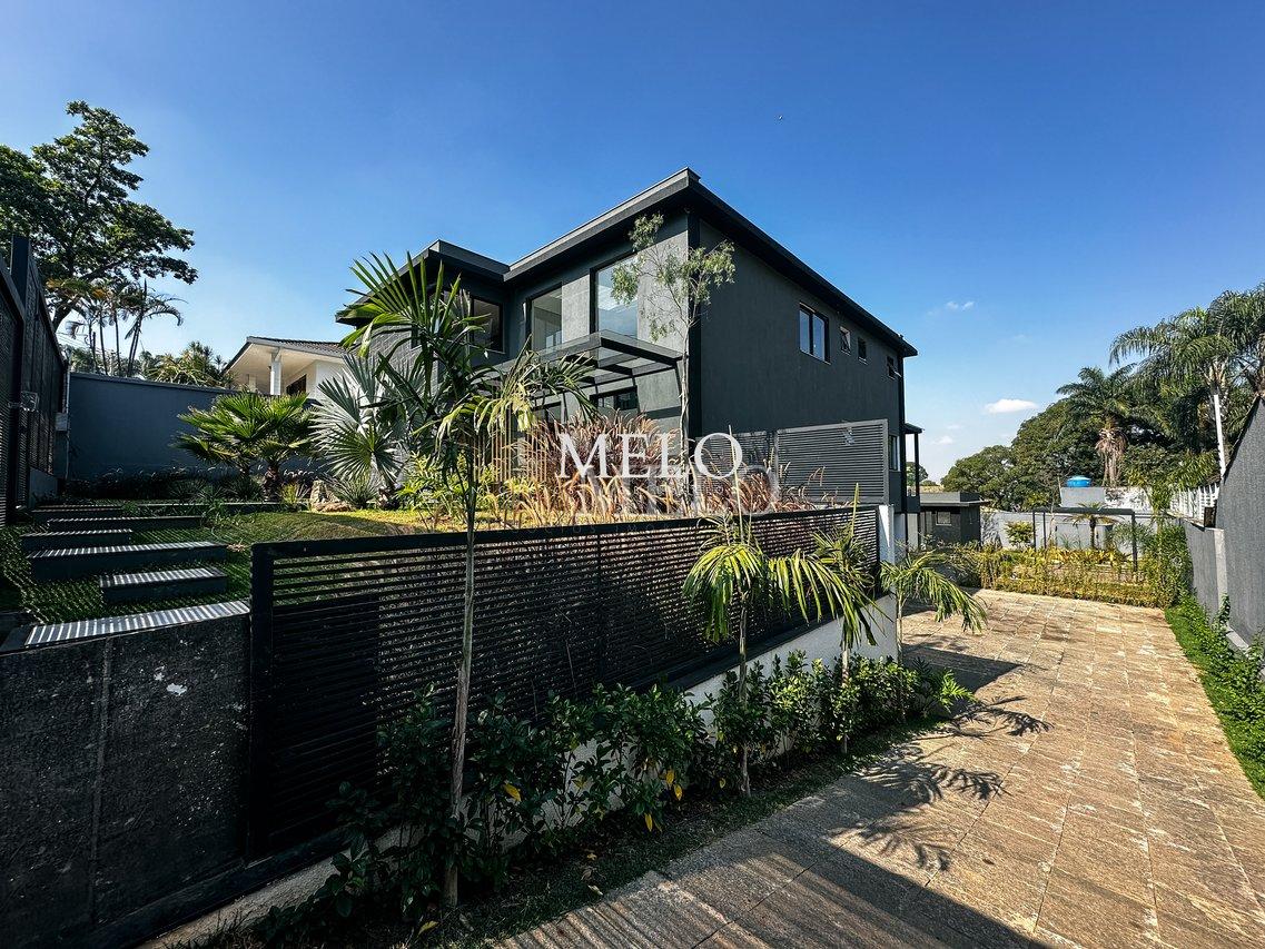 Belíssima Casa  Fachada imponente com vista para lagoa da Pampulha Venda R$5.200.000,00  Belo Horizonte - 